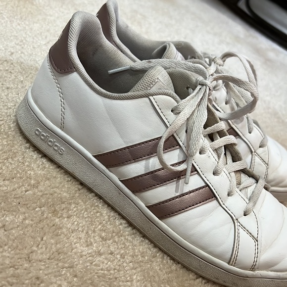 Adidas Grand Court Rose Gold Size 8 - Picture 3 of 5